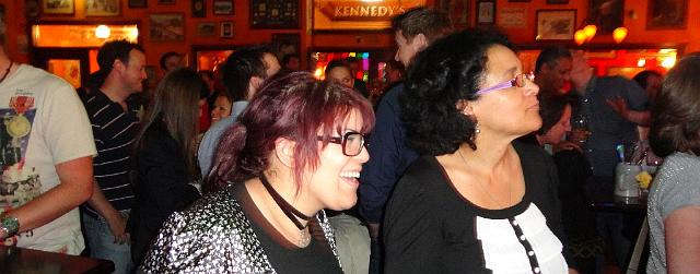 Kennedys Chelsea 2012-05-05_37.jpg - Voll dabei!